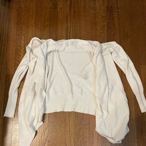 Abercrombie and Fitch Cream Cardigan Size: XS